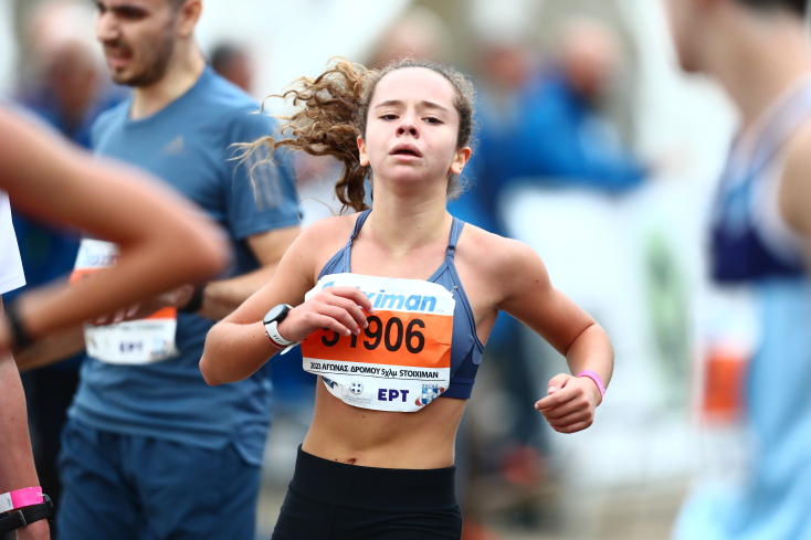 Γέμισαν χρώματα οι δρόμοι της Αθήνας για τον αγώνα των 5 χιλιομέτρων (εικόνες)