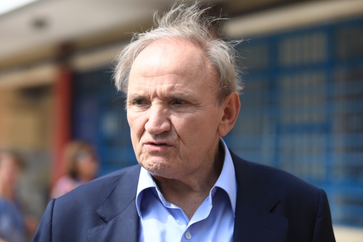 Στέφανος Τζουμάκας