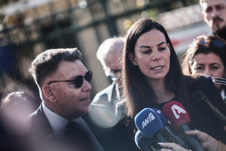 Ελεύθερη χωρίς περιοριστικούς όρους η Εύη Βατίδου 