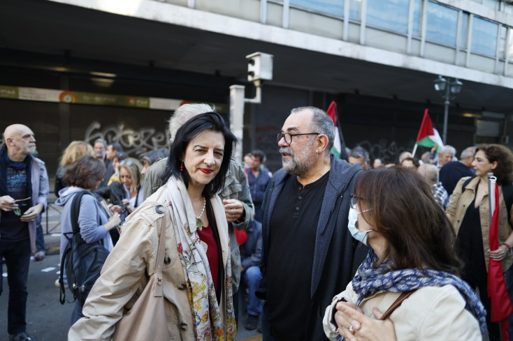 Τα πηγαδάκια πρώην και νυν μελών του ΣΥΡΙΖΑ στην πορεία για το Πολυτεχνείο (εικόνες)