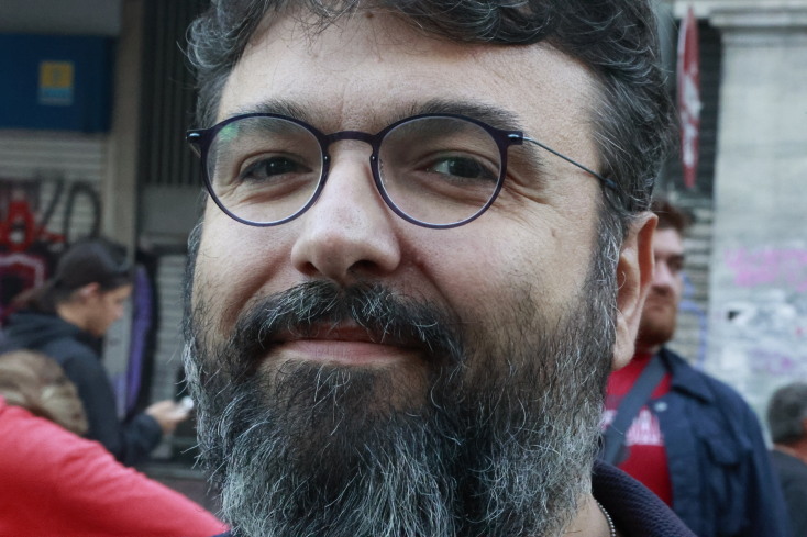 Τα πηγαδάκια πρώην και νυν μελών του ΣΥΡΙΖΑ στην πορεία για το Πολυτεχνείο (εικόνες)