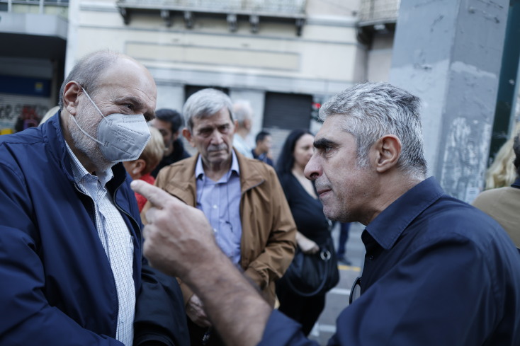 Τα πηγαδάκια πρώην και νυν μελών του ΣΥΡΙΖΑ στην πορεία για το Πολυτεχνείο (εικόνες)