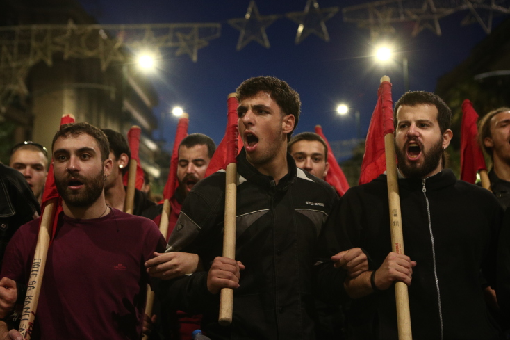 Ολοκληρώθηκε η μεγάλη πορεία για την 50ή επέτειο του Πολυτεχνείου