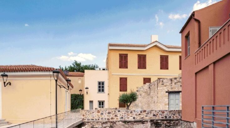 Μουσείο Νεότερου Ελληνικού Πολιτισμού:  Ανοίγει τις πύλες του για το κοινό σε 18 κτίρια στην Πλάκα - Αυτοψία της Λίνας Μενδώνη.