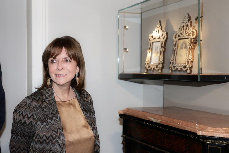 Αρχείο Καβάφη: Ένα μόνιμο «σπίτι» για το αρχείο του ποιητή εγκαινιάζει στην Αθήνα το Ίδρυμα Ωνάση - Άνοιξε τις πόρτες του παρουσία της Κατερίνας Σακελλαροπούλου.