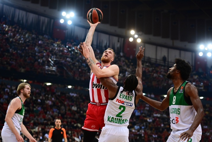 Euroleague: Ολυμπιακός - Ζαλγκίρις Κάουνας 89-72 στο ΣΕΦ - Έφτασαν στο 6-4 οι Πειραιώτες στη βαθμολογία - Σπουδαίες εμφανίσεις των Κάνααν, Γουόκαπ και Πίτερς.