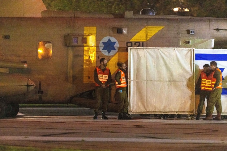 Αρχές αναμένουν τη μεταφορά ομήρων σε νοσοκομείο μετά την απελευθέρωσή τους από τη Χαμάς