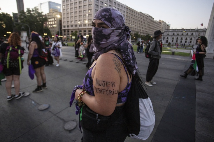 Παγκόσμια Ημέρα για την Εξάλειψη της Βίας κατά των Γυναικών - Σαπουνάς - ΕΛΑΣ: Στοιχεία για το φαινόμενο της ενδοοικογενειακής βίας στην Ελλάδα.