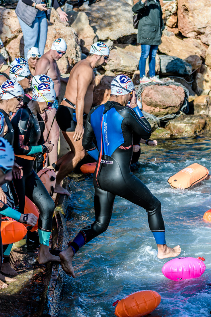 Ο 18ος Χειμερινός Κολυμβητικός Διάπλους Βουλιαγμένης 