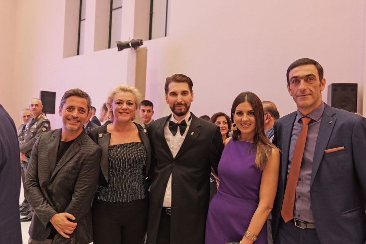 Νίκος Φλώρος: Τιμώμενος καλλιτέχνης των Ηνωμένων Αραβικών Εμιράτων ο διεθνούς φήμης Έλληνας γλύπτης - Εκδήλωση με πολυδιάστατη σημασία στο Ζάππειο Μέγαρο.