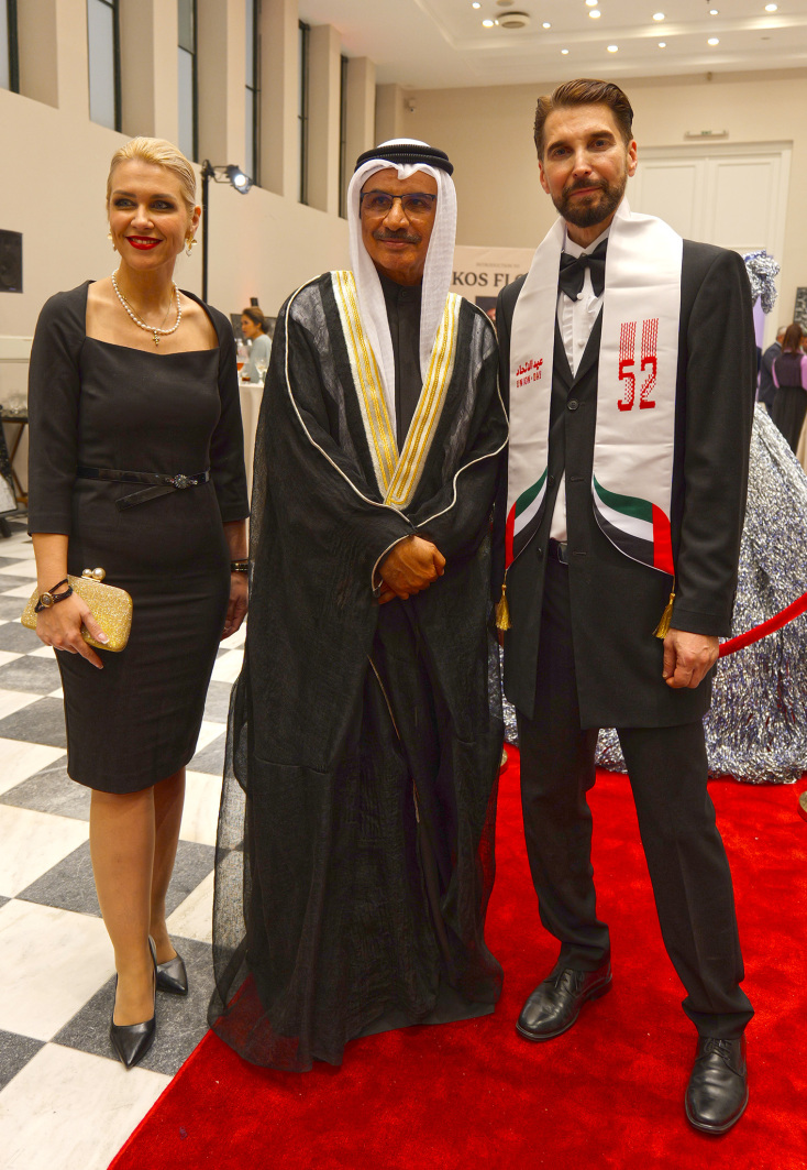 Νίκος Φλώρος: Τιμώμενος καλλιτέχνης των Ηνωμένων Αραβικών Εμιράτων ο διεθνούς φήμης Έλληνας γλύπτης - Εκδήλωση με πολυδιάστατη σημασία στο Ζάππειο Μέγαρο.