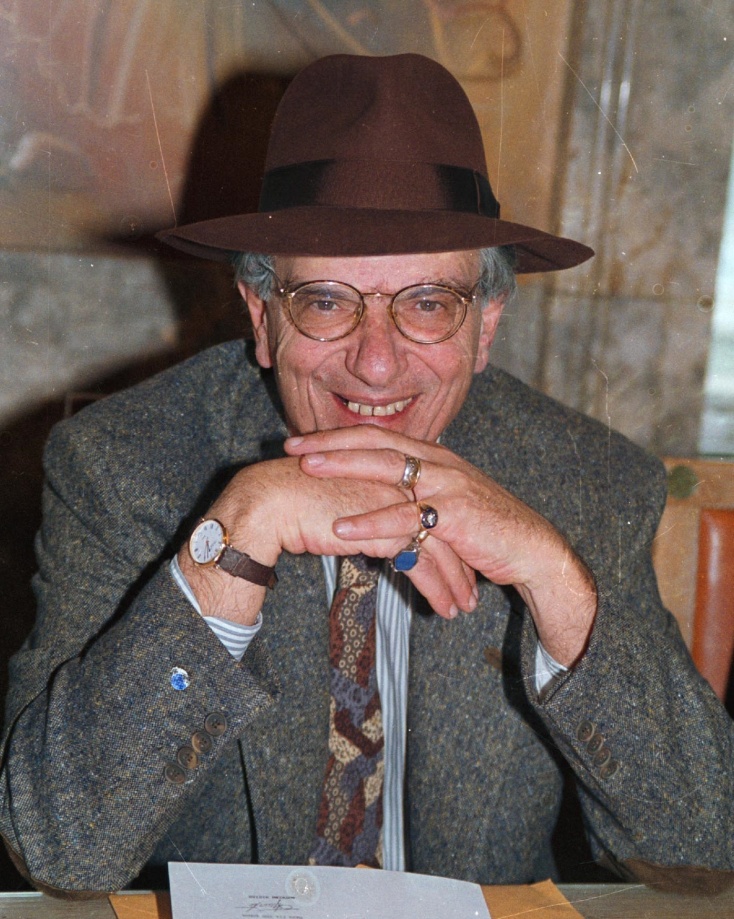 Βασίλης Βασιλικός: Πέθανε ο συγγραφέας