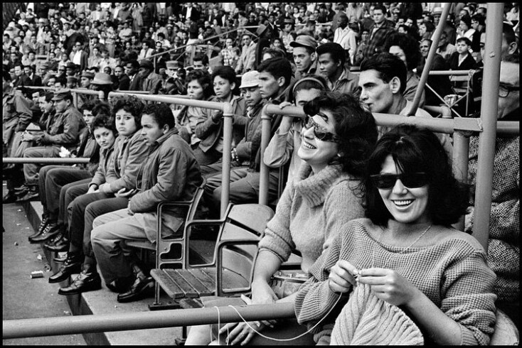 Έλιοτ Έργουιτ: Πέθανε σε ηλικία 95 ετών ο φωτογράφος των πολιτικών και της ποπ κουλτούρας της Αμερικής - Η σπουδαία σταδιοδρομία και εμβληματικές εικόνες του. 