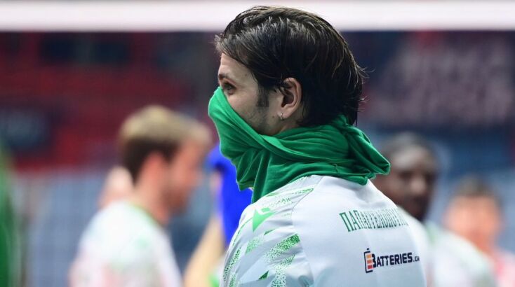 Σοβαρά τραυματισμένος άντρας των ΜΑΤ στον αγώνα Ολυμπιακός-Παναθηναϊκός