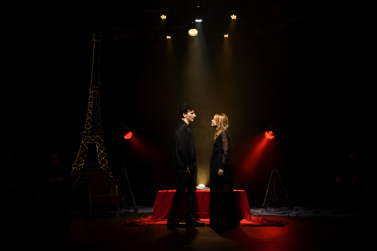 «Συρανό» στο Θέατρο Αλκυονίς σε σκηνοθεσία Γιώργου Νανούρη / ©Ελίνα Γιουνανλή