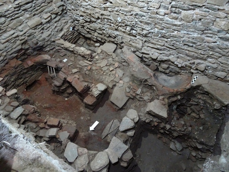 Υπουργείο Πολιτισμού: Στο φως μεγάλο μέρος της αρχικής βυζαντινής Τράπεζας του 10ου αιώνα στη Μονή Βατοπεδίου - Τι αποκάλυψαν οι έρευνες.