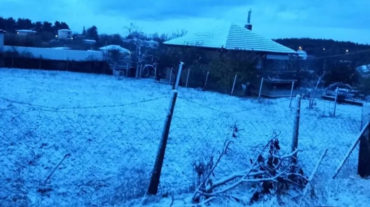 Xιόνι στην Όσσα 