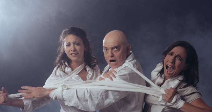 "Το νούμερο 31328" σε σκηνοθεσία Βασίλη Μαυρογεωργίου