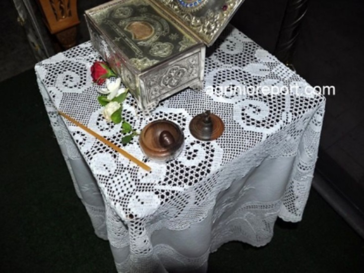 Αγρίνιο: Πιστοί προσκύνησαν κάστανο που είχε βράσει ο Παΐσιος - Είχε δοθεί ως ευλογία σε ομάδα φοιτητών - Η ανακοίνωση της Ι.Μ. Αιτωλίας και Ακαρνανίας.