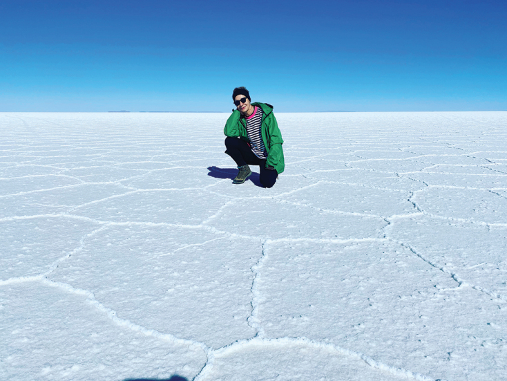 Η Λένα Διβάνη μιλάει για το νέο της βιβλίο «Για την καρδιά και το συκώτι του», που κυκλοφορεί εκδόσεις Πατάκη