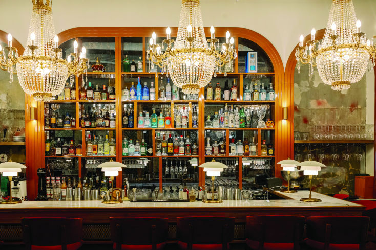 Gloria Gatti - Πλ. Αγίου Γεωργίου Καρύτση 6, Αθήνα 