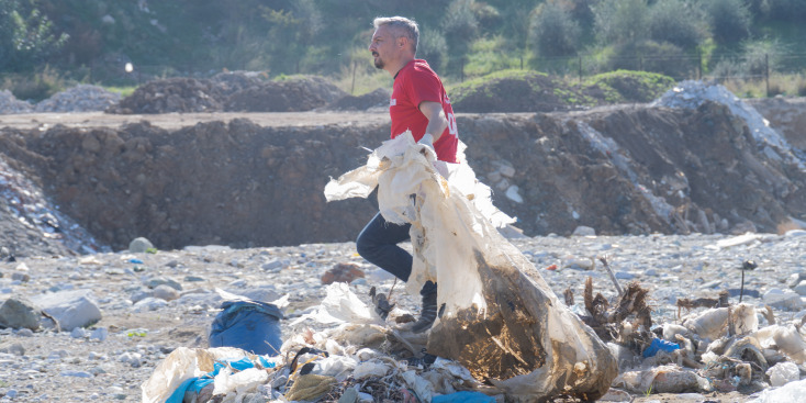 Οι εθελοντικές δράσεις καθαρισμού του Dixan