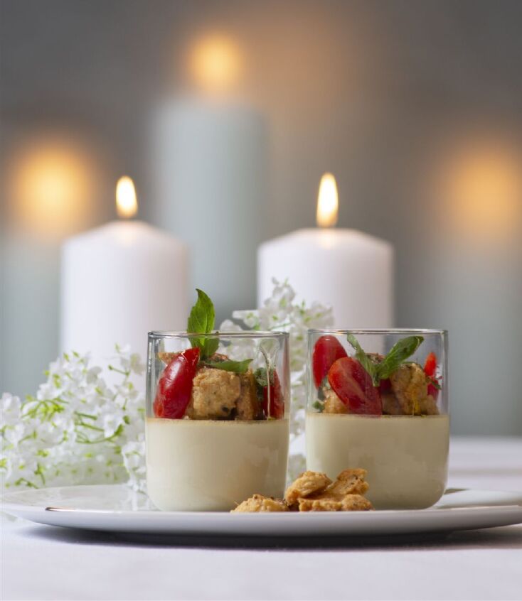 Ψητή κρέμα με blue cheese και crumble παρμεζάνας