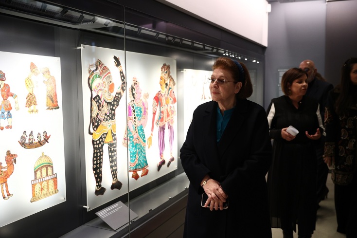 Πλάκα: Εγκαίνια του Μουσείου Νεότερου Ελληνικού Πολιτισμού, παρουσία της Λίνας Μενδώνη - Συγκροτείται από 18 κτίρια και τον περιβάλλοντα χώρο τους.