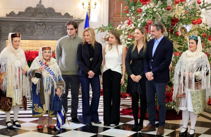 Κάλαντα από το Καστελλόριζο άκουσε ο Κυριάκος Μητσοτάκης