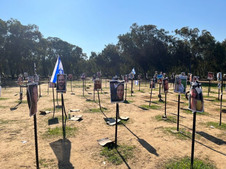 Οδοιπορικό στο Ισραήλ μετά τον πόλεμο: Τι λένε γονείς ομήρων, μέλη κοινοτήτων και οργανισμών, καθηγητές πανεπιστημίων και απλοί πολίτες