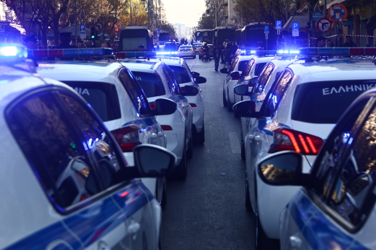 Ρίγη συγκίνησης στη Θεσσαλονίκη στο τελευταίο αντίο προς τον Γιώργο Λυγγερίδη