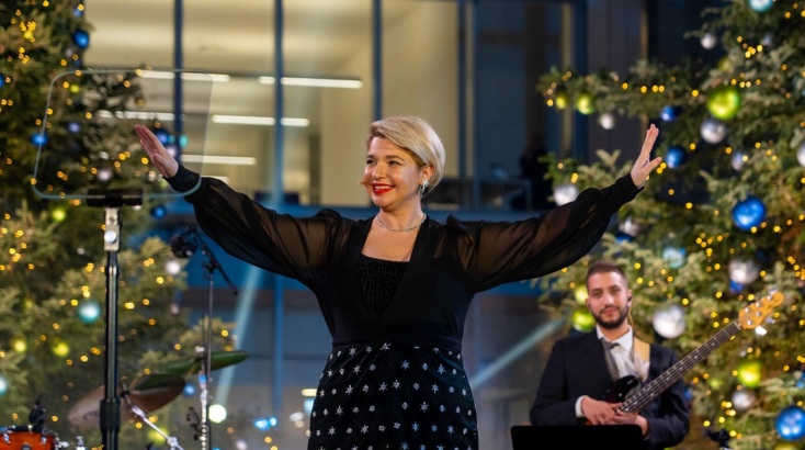 Με ένα φαντασμαγορικό show πυροτεχνημάτων και ένα μεγάλο πάρτι υποδέχτηκε το 2024 το ΚΠΙΣΝ