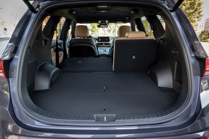 Hyundai Santa Fe: Το αυτοκίνητο που κάνει τα ταξίδια καθημερινή, ξεκούραστη απόλαυση