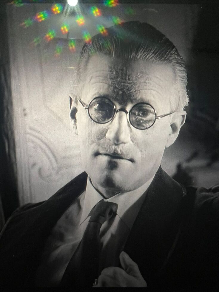 «Ο Νεκρός» του Τζέιμς Τζόυς και η μεταφορά του διηγήματος στη μεγάλη οθόνη από τον Τζον Χιούστον