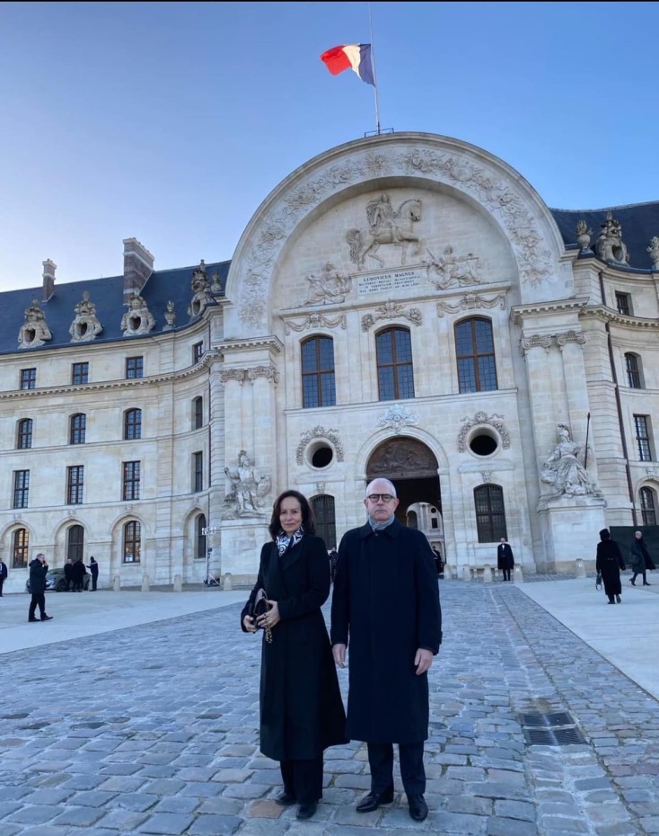 Η Άννα Διαμαντοπούλου στην κηδεία του Ζακ Ντελόρ