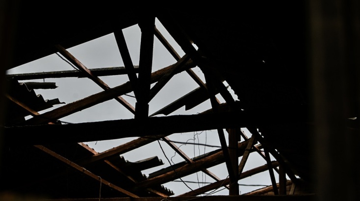 Κακοκαιρία: Σοβαρές υλικές ζημιές και κυκλοφοριακά προβλήματα στη Δυτική Ελλάδα 