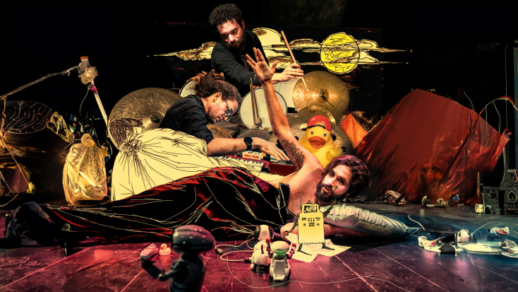 «ΝΥΞ Λος Ιστορίας Περίεργας» από τον Γιάννη Νιάρρο