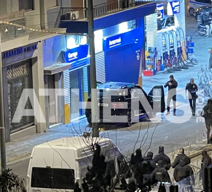Δολοφονία 44χρονου με δεκάδες σφαίρες από καλάσνικοφ στο Νέο Κόσμο - Σε ξεκαθάρισμα της νύχτας αποδίδεται από την αστυνομία.