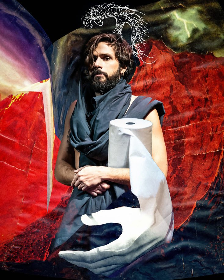 Ο Γιάννης Νιάρρος στο «ΝΥΞ. Λος Ιστορίας Περίεργας»