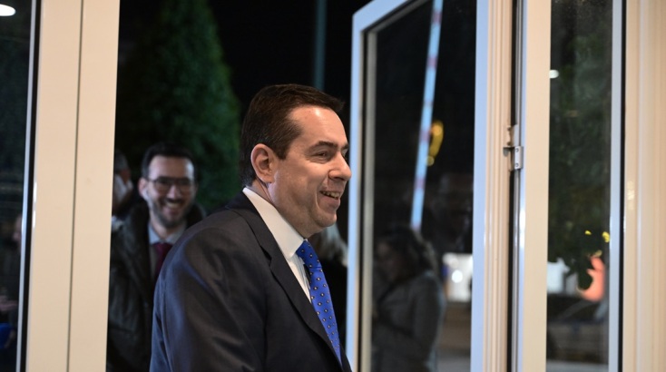 Αυλαία στη διήμερη ενημέρωση των βουλευτών της ΝΔ επί του νομοσχεδίου για τον γάμο ομόφυλων ζευγαριών