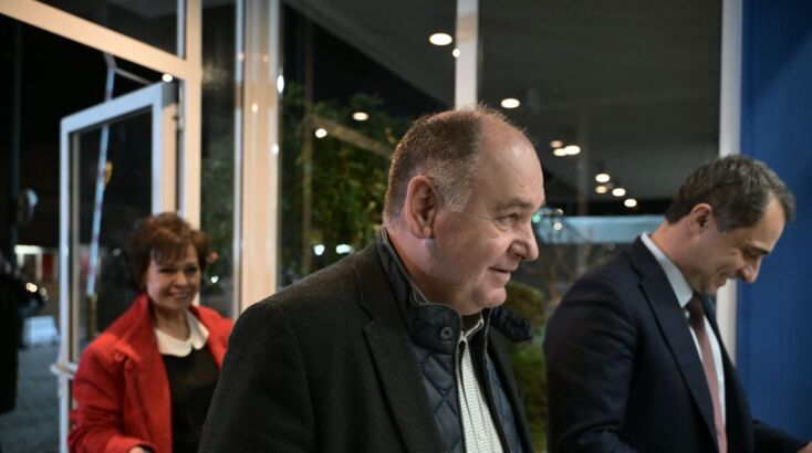 Αυλαία στη διήμερη ενημέρωση των βουλευτών της ΝΔ επί του νομοσχεδίου για τον γάμο ομόφυλων ζευγαριών