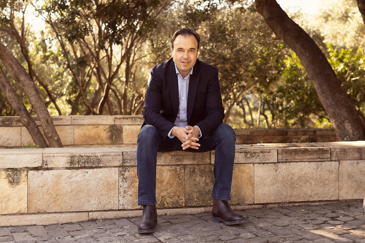 Δημήτρης Παπαστεργίου: Ο Υπουργός Ψηφιακής Διακυβέρνησης μιλάει στην Athens Voice