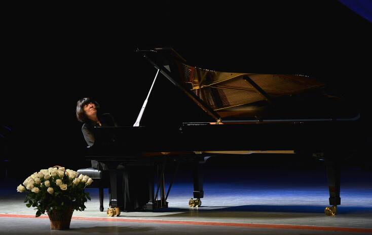 Η πιανίστα Ελισό Βιρσαλάτζε