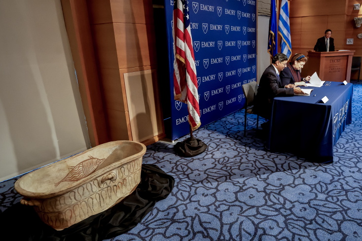 Πώς έφτασαν οι αρχαιότητες στο Μουσείο Michael Carlos 