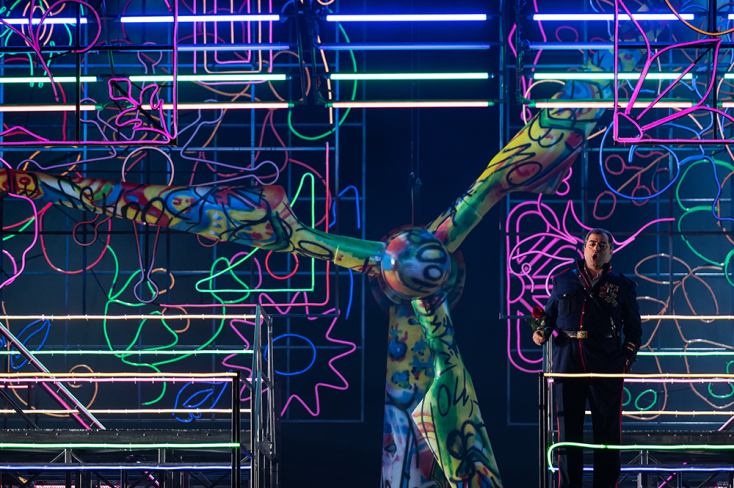 Ο Αρσέν Σογκομονιάν μιλάει για το οπερατικό δίπτυχο «Καβαλλερία ρουστικάνα/ Παλιάτσοι» στην ΕΛΣ