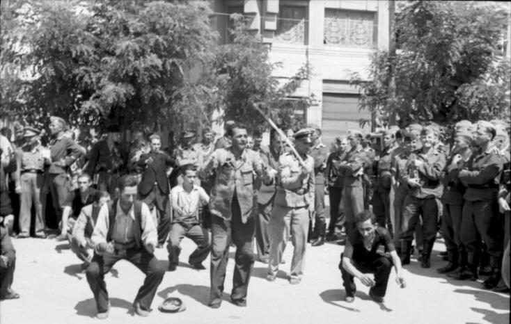 Γερμανοί και Έλληνες συνεργάτες τους προέβησαν σε βασανιστήρια και εξευτελισμό των Εβραίων 