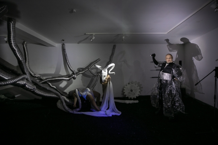 Η performance "HOMEWARD: Unleash the Beast" στα Performance ROOMS 2024