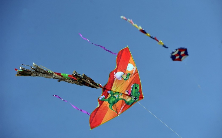 Χαρταετοί στον ουρανό 