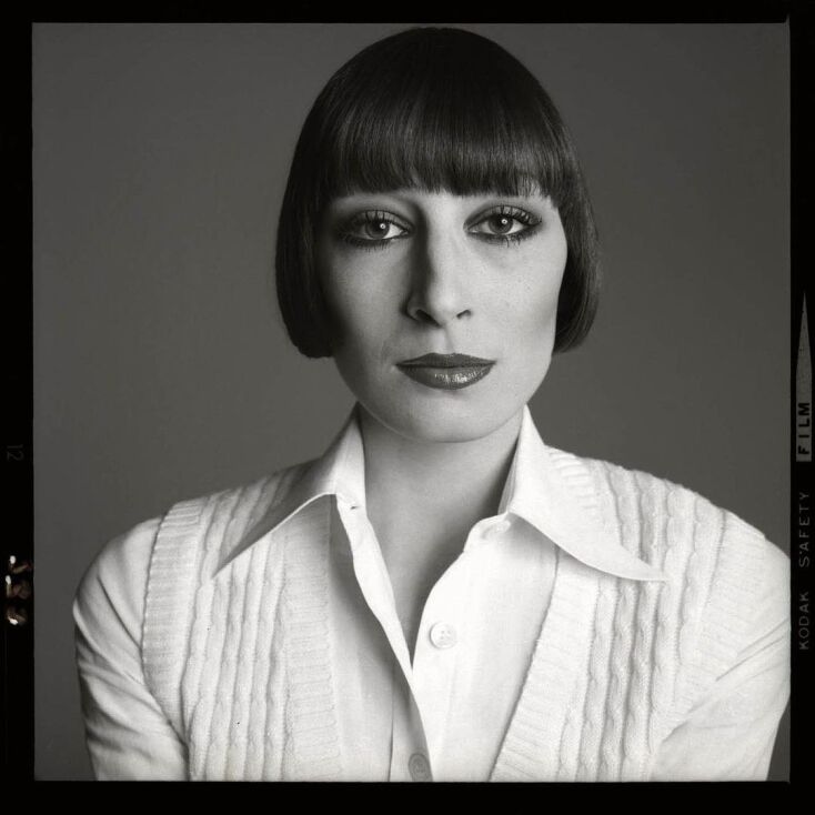 «Iconic Avedon»: Έκθεση για τον εμβληματικό φωτογράφο Ρίτσαρντ Άβεντον στη Gagosian Gallery στο Παρίσι - Γιορτάζονται τα 100 χρόνια από τη γέννησή του.