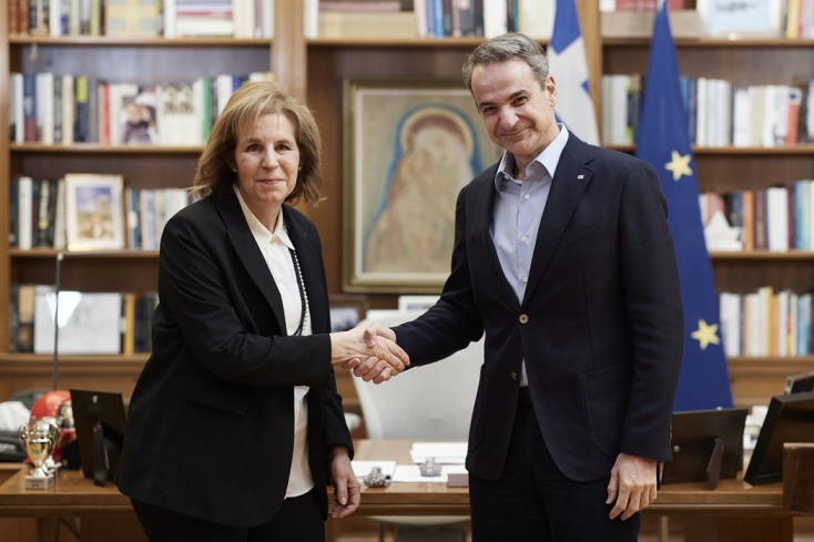 Η Εύη Χριστοφιλοπούλου με τον Κυριάκο Μητσοτάκη